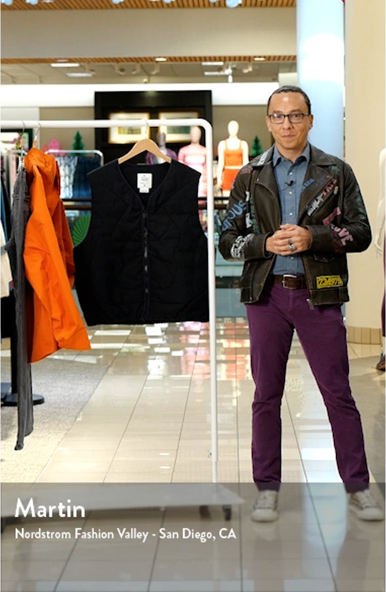 Sportswear Tech Pack Therma-FIT ADV Water Repellent Insulated Vest, sales video thumbnail