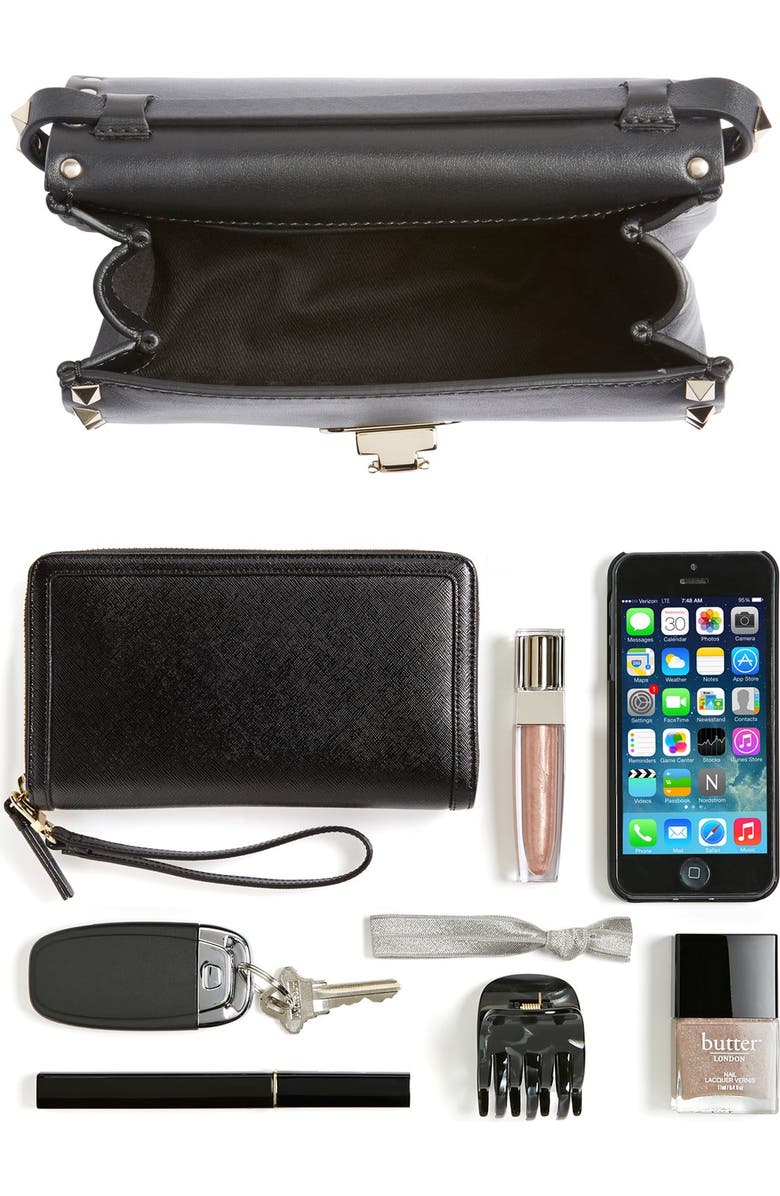 Valentino , Alternate, color,