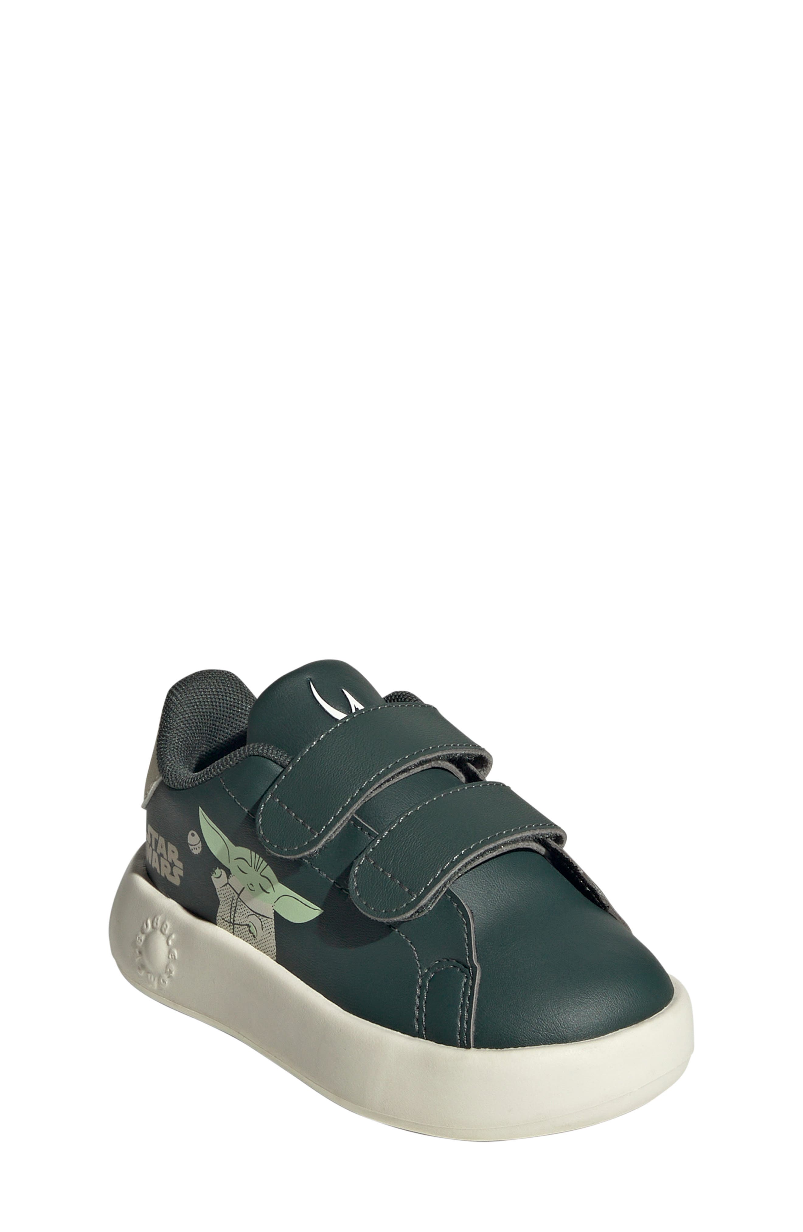 adidas Kids' x Star Wars Advantage Mandalorian Sneaker, Main, color, 