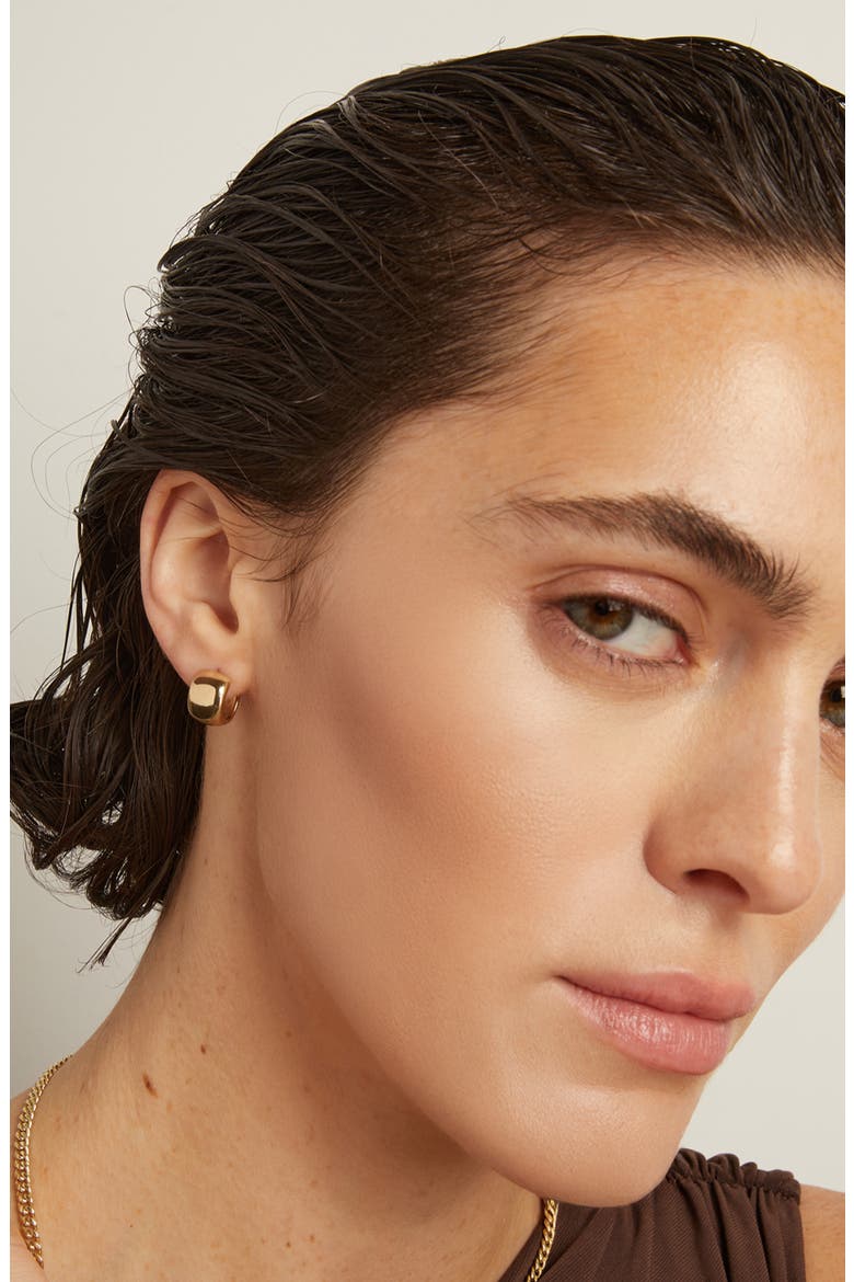 Chunky Huggie Earrings, Alternate, color, Yellow Gold Vermeil