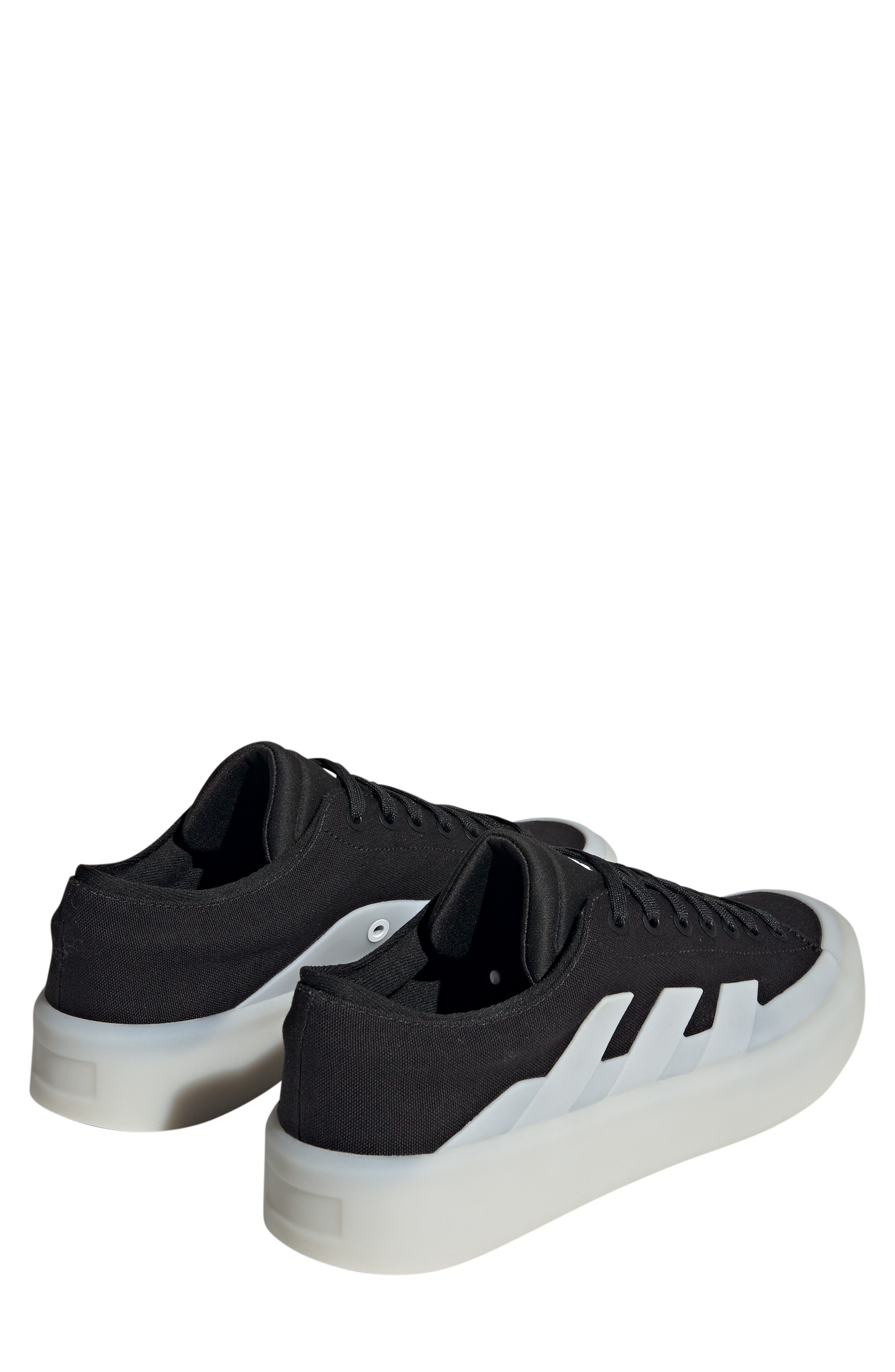 adidas Znsored Low Skateboard Sneaker, Alternate, color, 