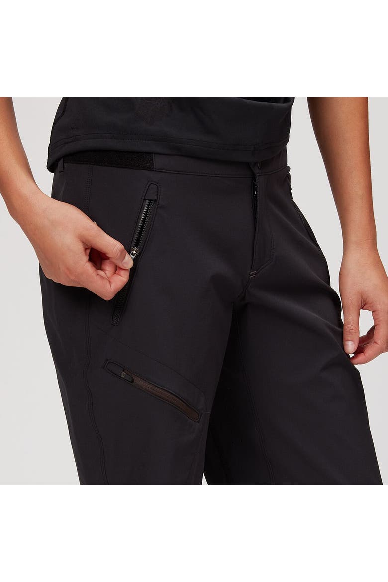 C5 Short - Women's, Alternate, color, Black