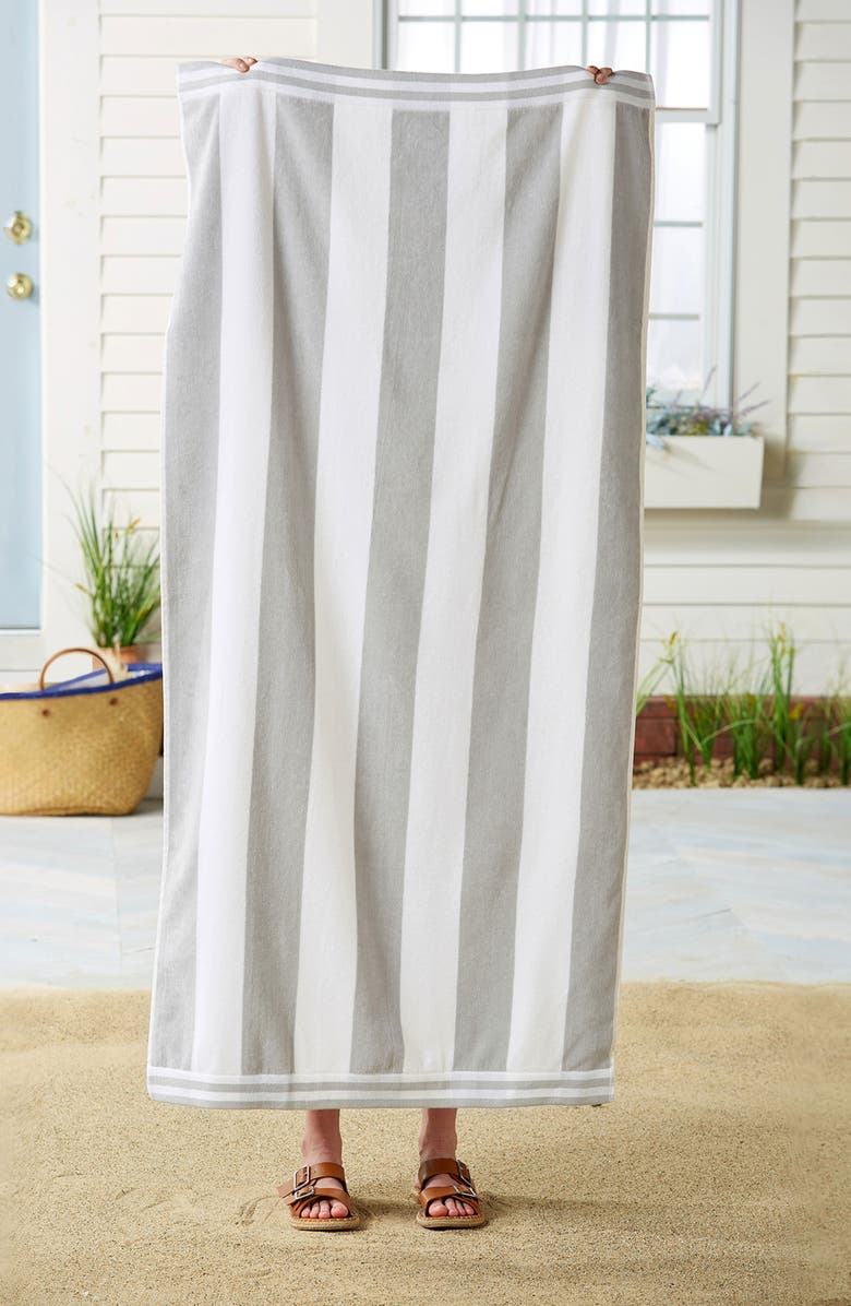Woven & Weft 4-Pack Oversize Stripe Beach Towels, Alternate, color, Pale Grey