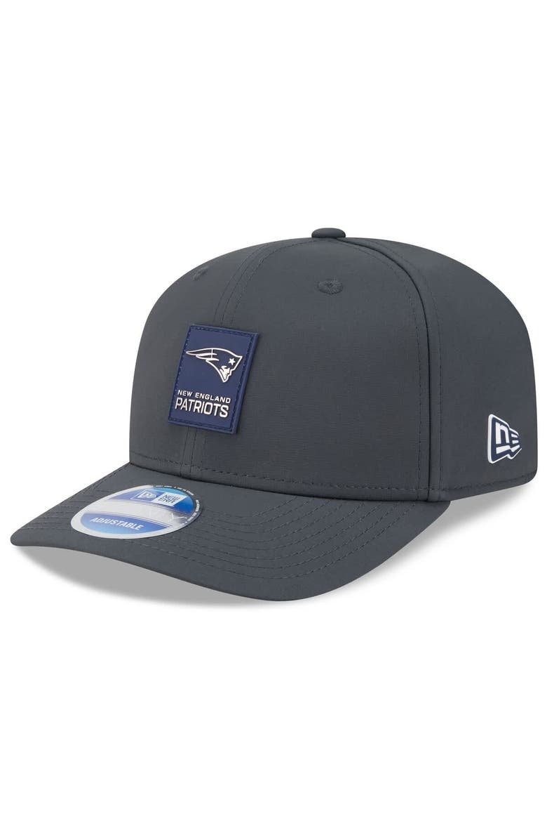 New Era Men's New Era Charcoal New England Patriots 2025 Sideline Cold Weather 9SEVENTY Adjustable Hat, Main, color, 
