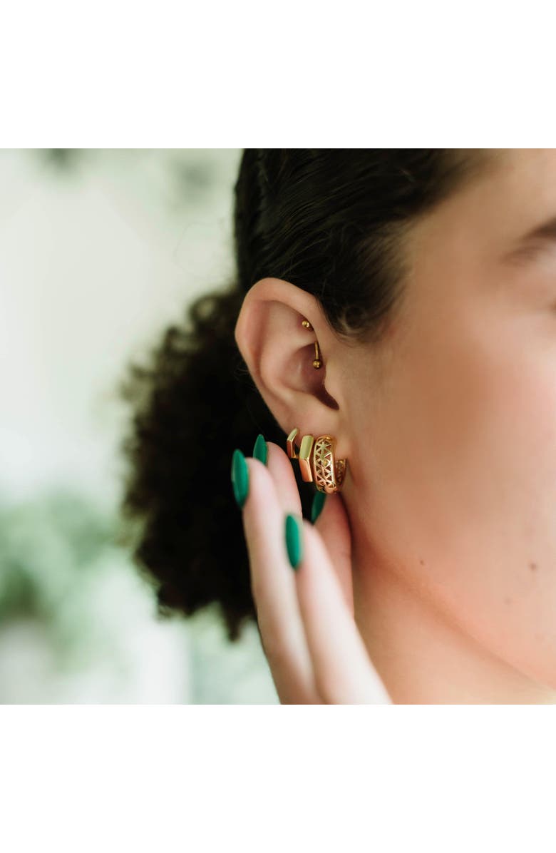 Ivy & Pearl Co. The Lancaster Filigree Hoops, Alternate, color, Gold