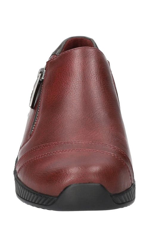 Easy Street Karol Zip Sneaker In Burgundy
