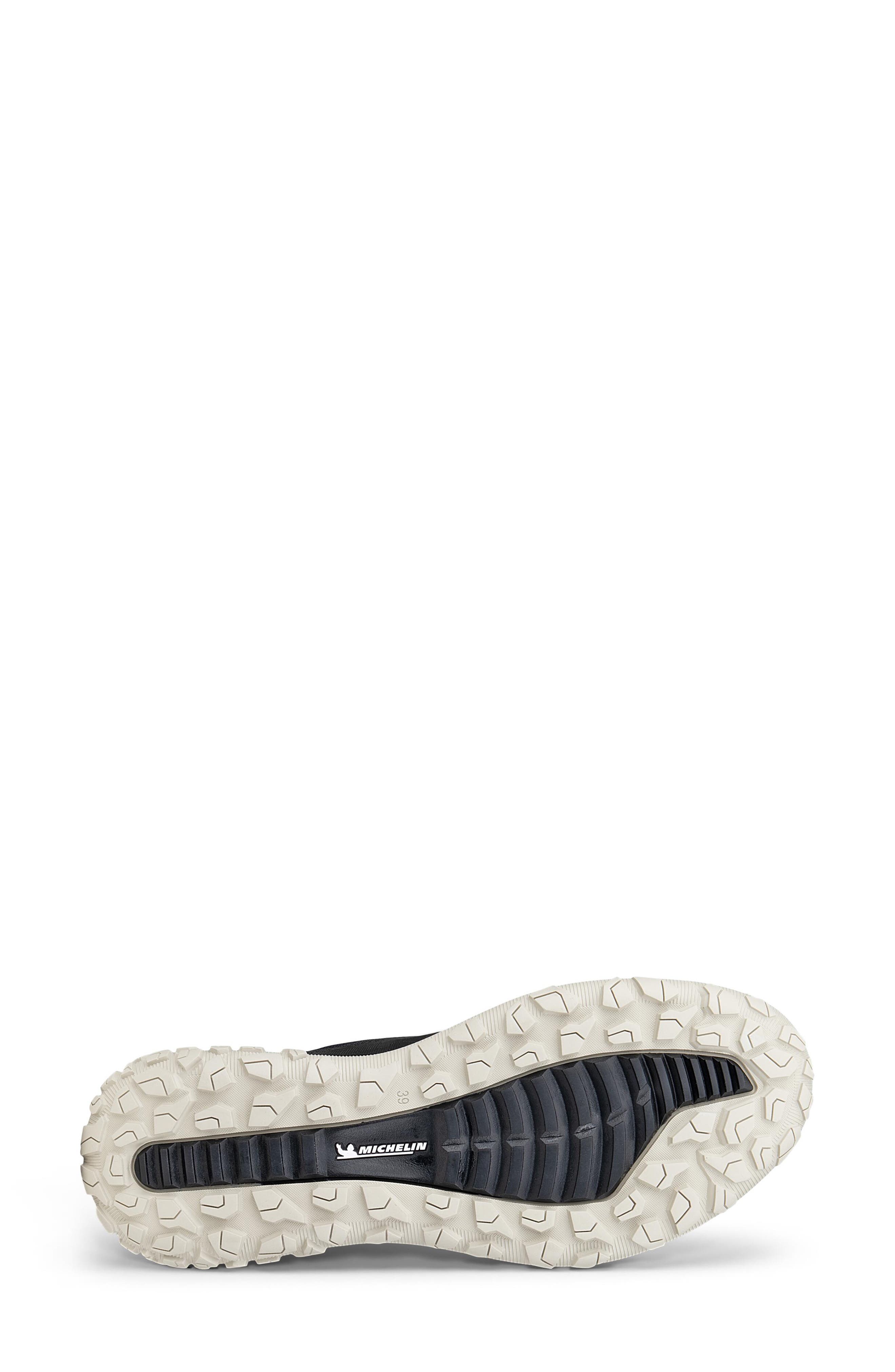 ECCO Ult-Trn Waterproof Low Hiking Shoe, Alternate, color, Black