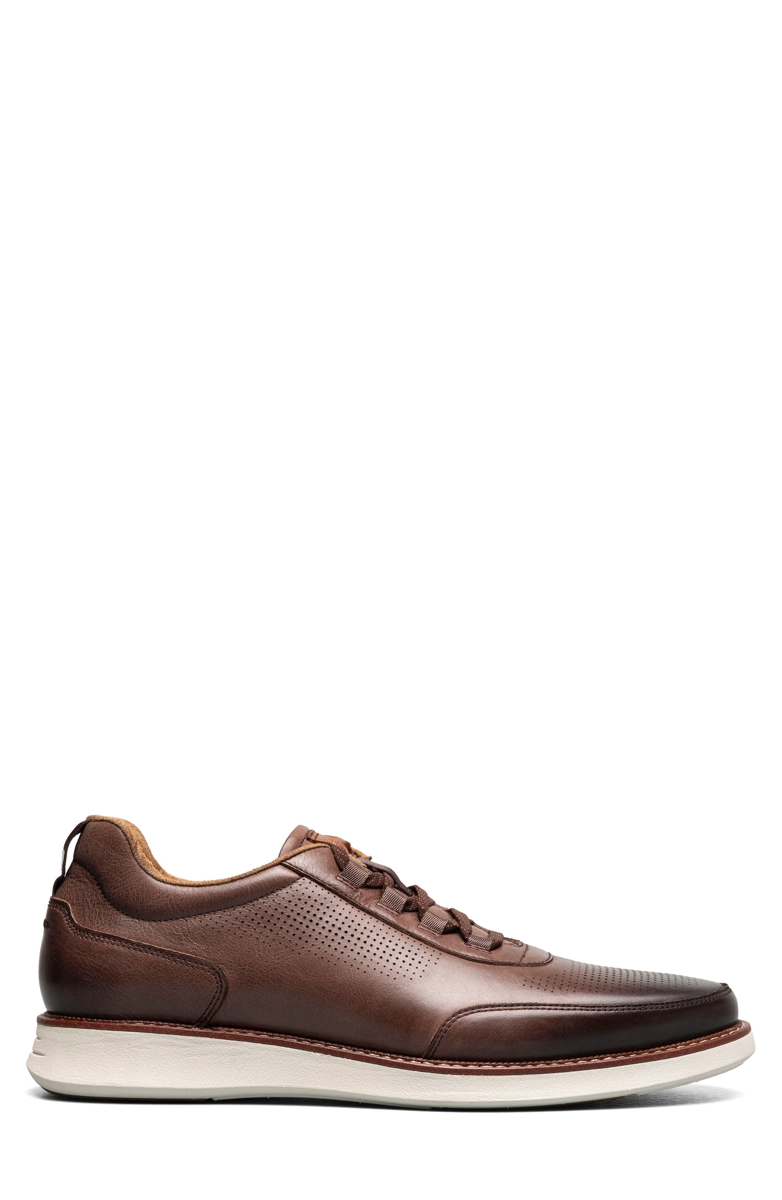 Launch Elastic Lace Sneaker, Alternate, color, BROWN