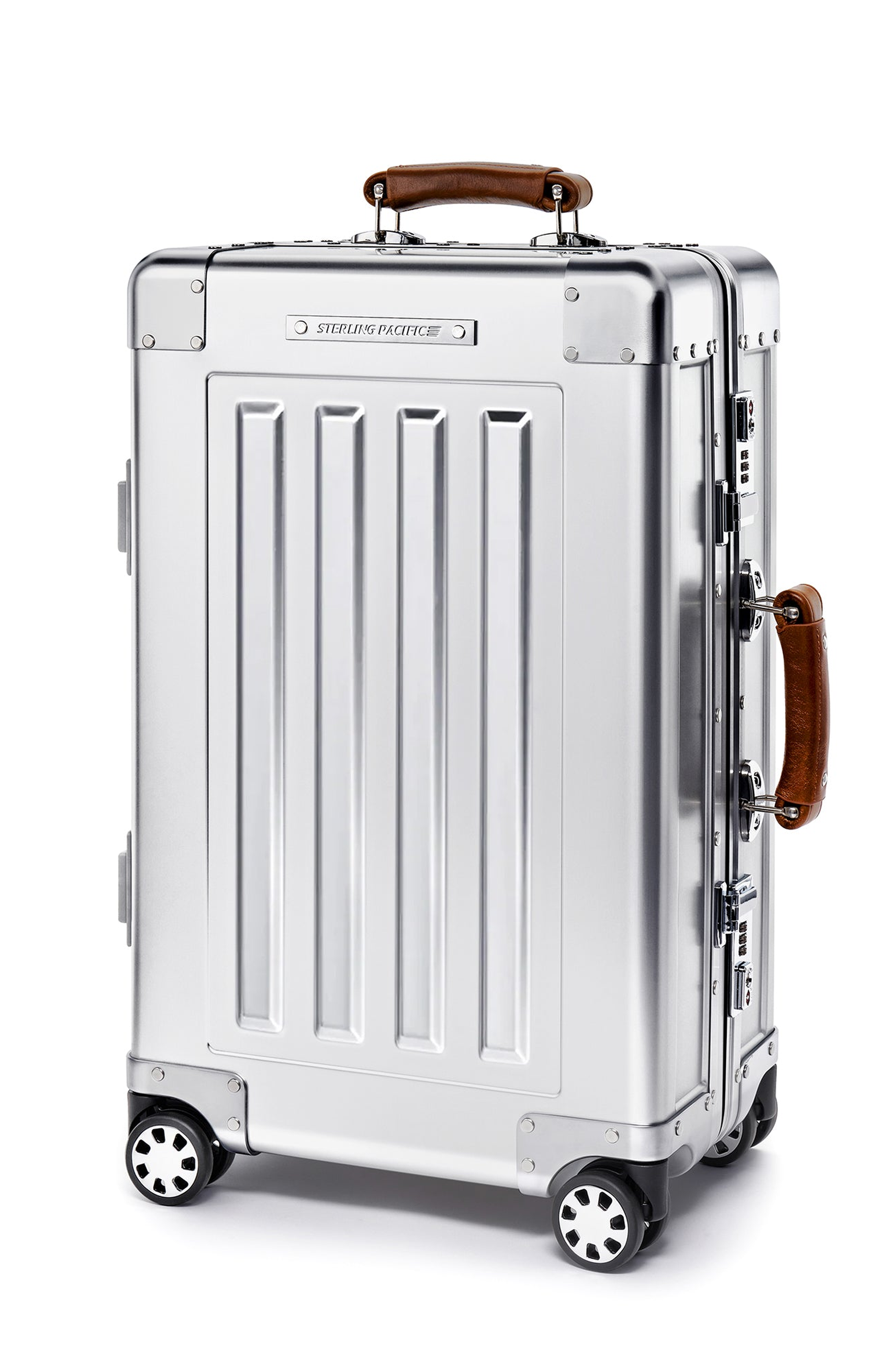 Sterling Pacific 40L Cabin Travel Case, Alternate, color, Silver