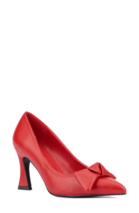 Red pumps near me online