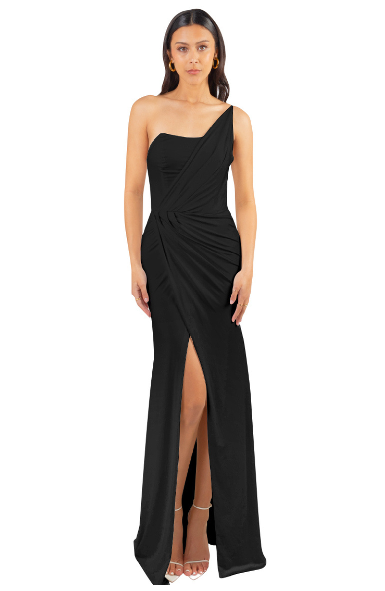 Pia Gladys Perey Ileana, Main, color, 