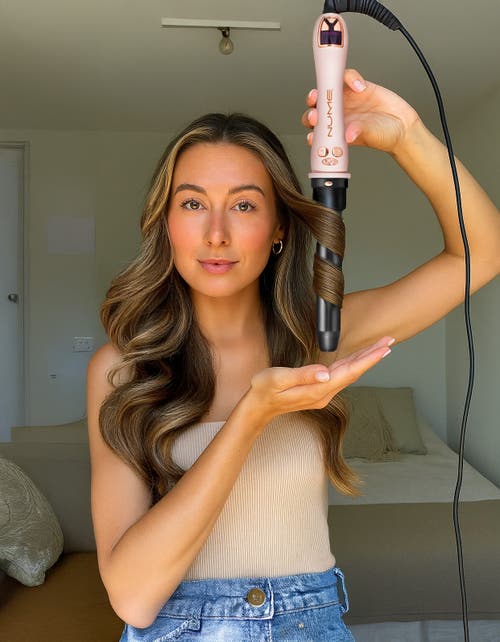 Nume Showstopper Automatic Rotating Curling Iron In Pink
