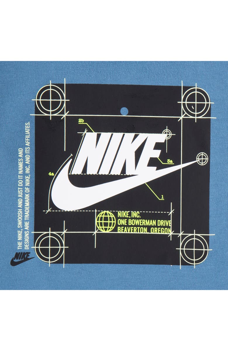 Nike Sportswear Club Badge Graphic T-Shirt & Joggers Set, Alternate, color, 