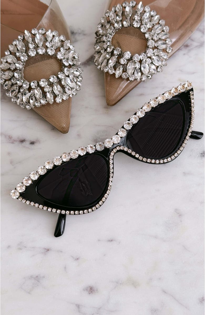 Untamed Petals Boss Babe Sunnies, Alternate, color, 