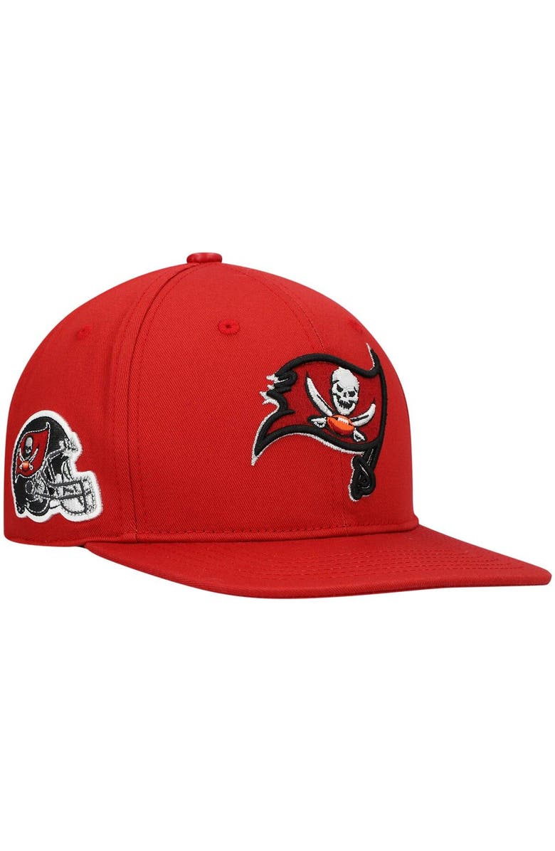 PRO STANDARD Men's Pro Standard Red Tampa Bay Buccaneers Logo II Snapback Hat, Main, color, Red