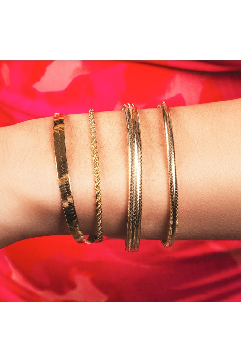 Gold Stretch Bangle, Alternate, color, Yellow Gold