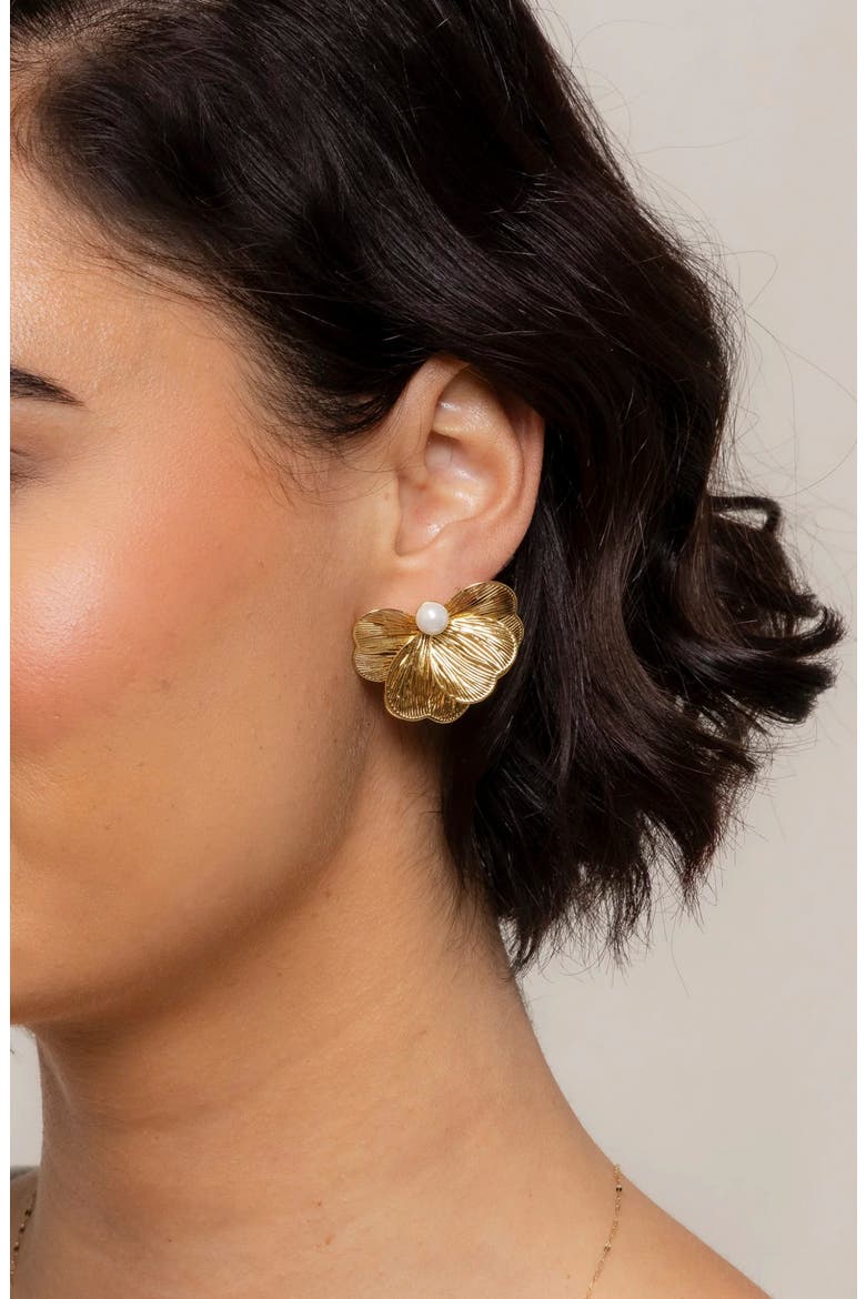Lily Freshwater Pearl Floral Stud Earrings, Alternate, color, GOLD
