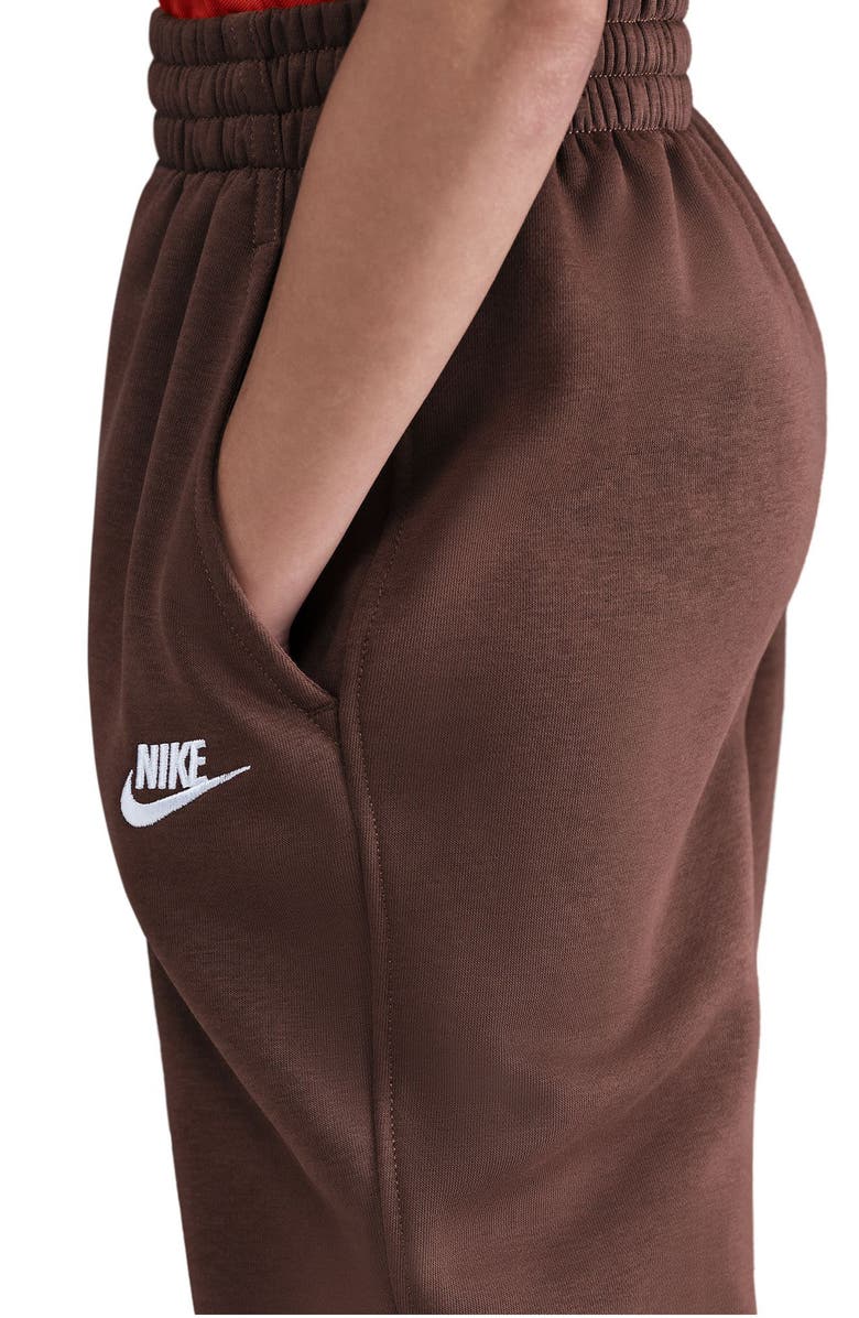 Nike Kids' Sportswear Club Fleece Sweatpants, Alternate, color, Fauna Brown/ Brown/ White