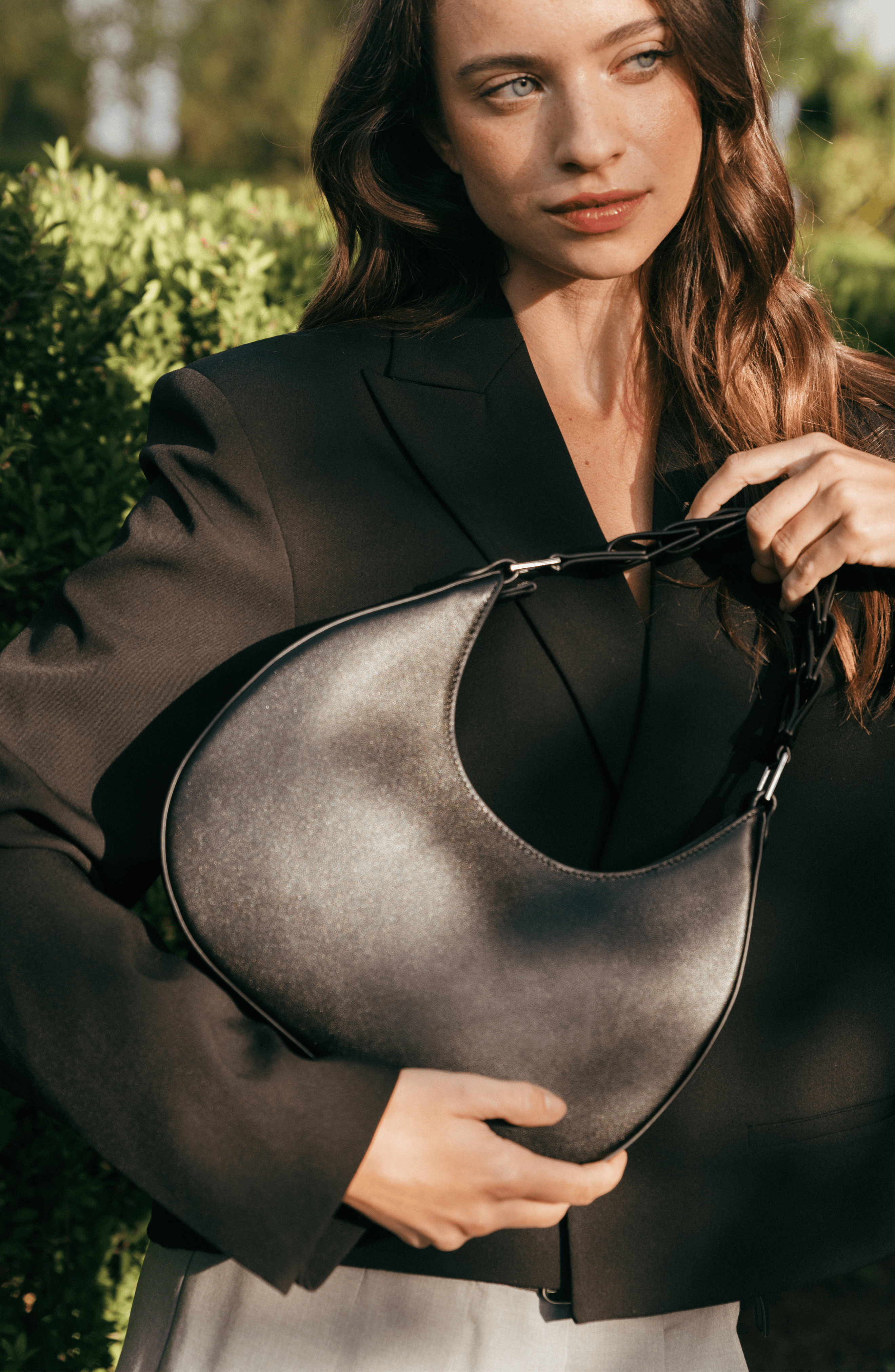 JURGI D Letter Shoulder Bag in Smooth Leather, Alternate, color, Black