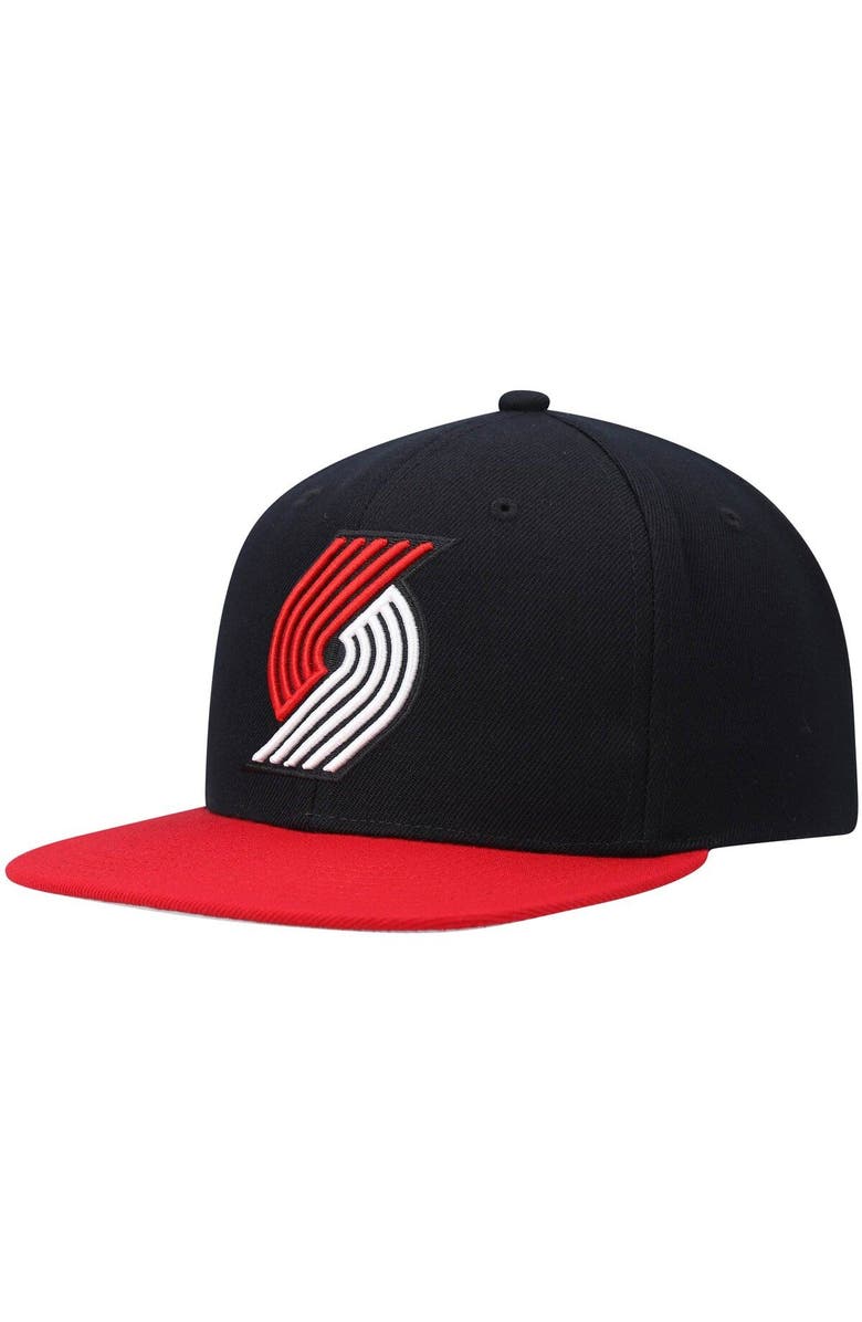Mitchell & Ness Men's Mitchell & Ness Black/Red Portland Trail Blazers Team Two-Tone 2.0 Snapback Hat, Main, color, 
