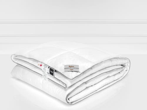 Togas Kaiser Mazurian Goose Down Comforter In White