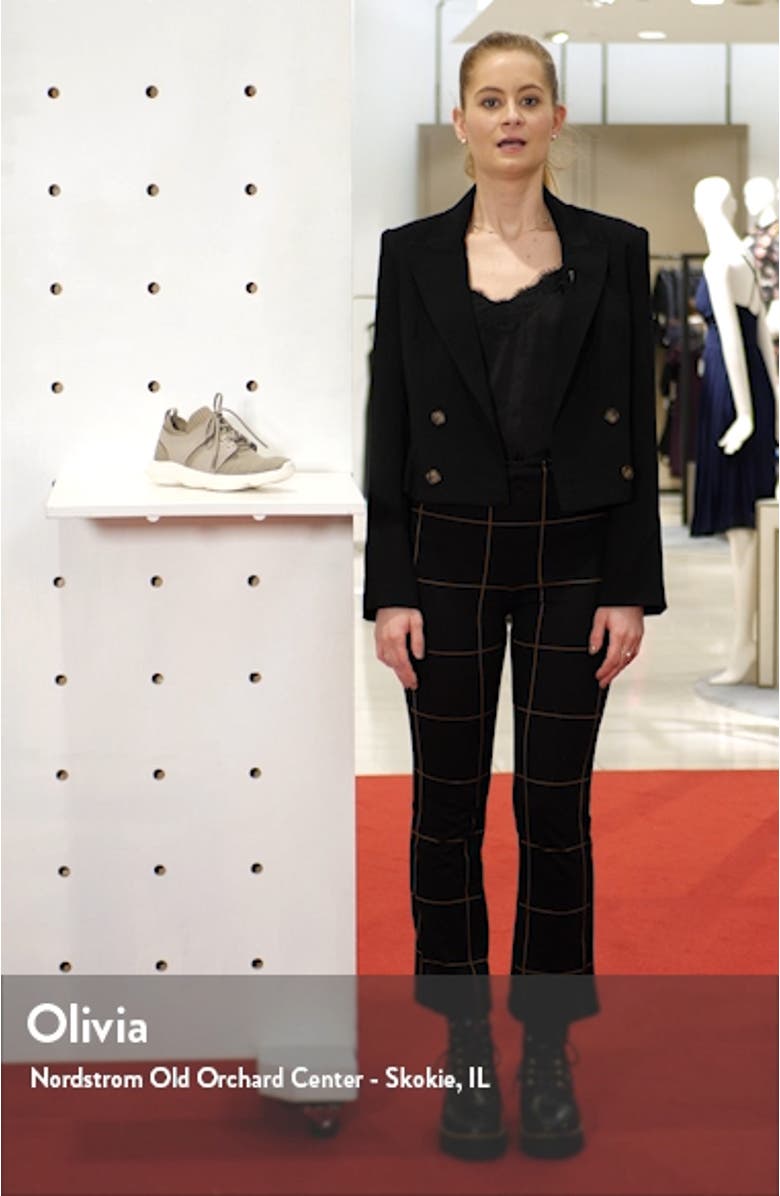 World Sneaker, sales video thumbnail