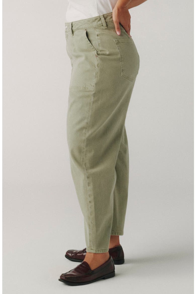 BNA Soft Curve Barrel Jeans, Alternate, color, LAUREL GREEN
