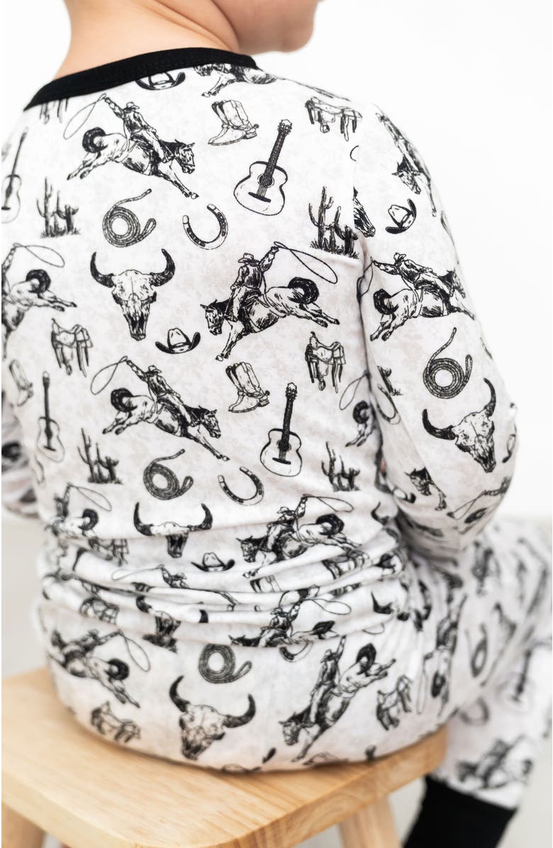 Laree + Co Hunter 2-Piece Long Sleeve Set, Alternate, color, Black