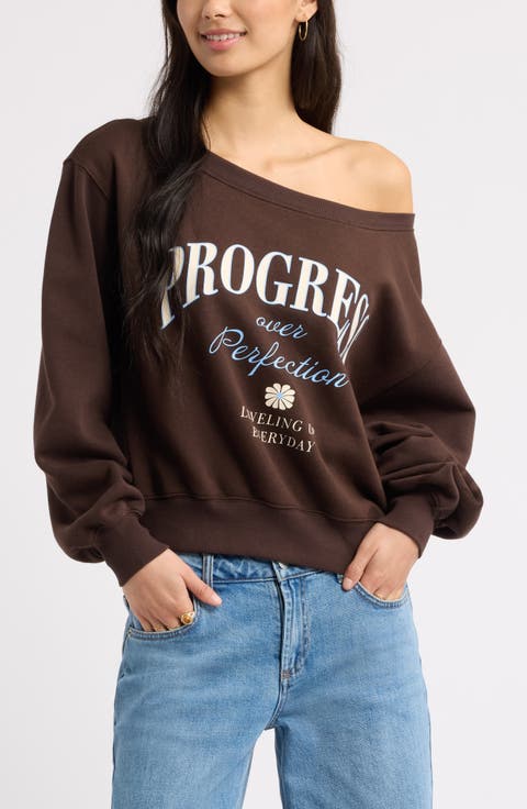 Off the Shoulder Fleece Graphic Sweatshirt
