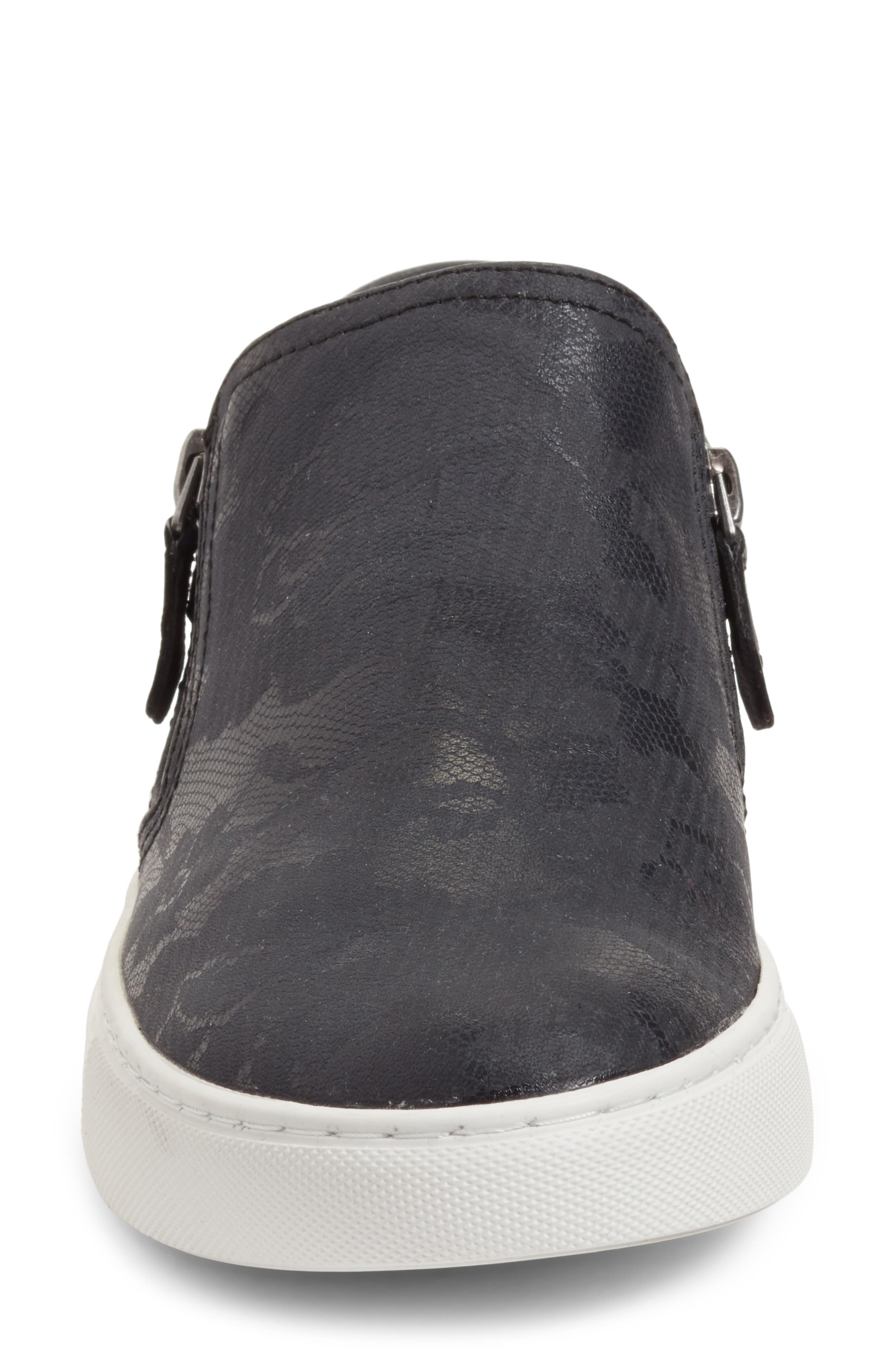 Gentle Souls by Kenneth Cole Lowe Sneaker, Alternate, color, 