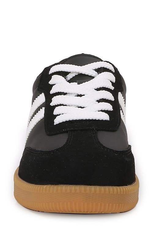 Berness Double Stripe Sneaker In Black