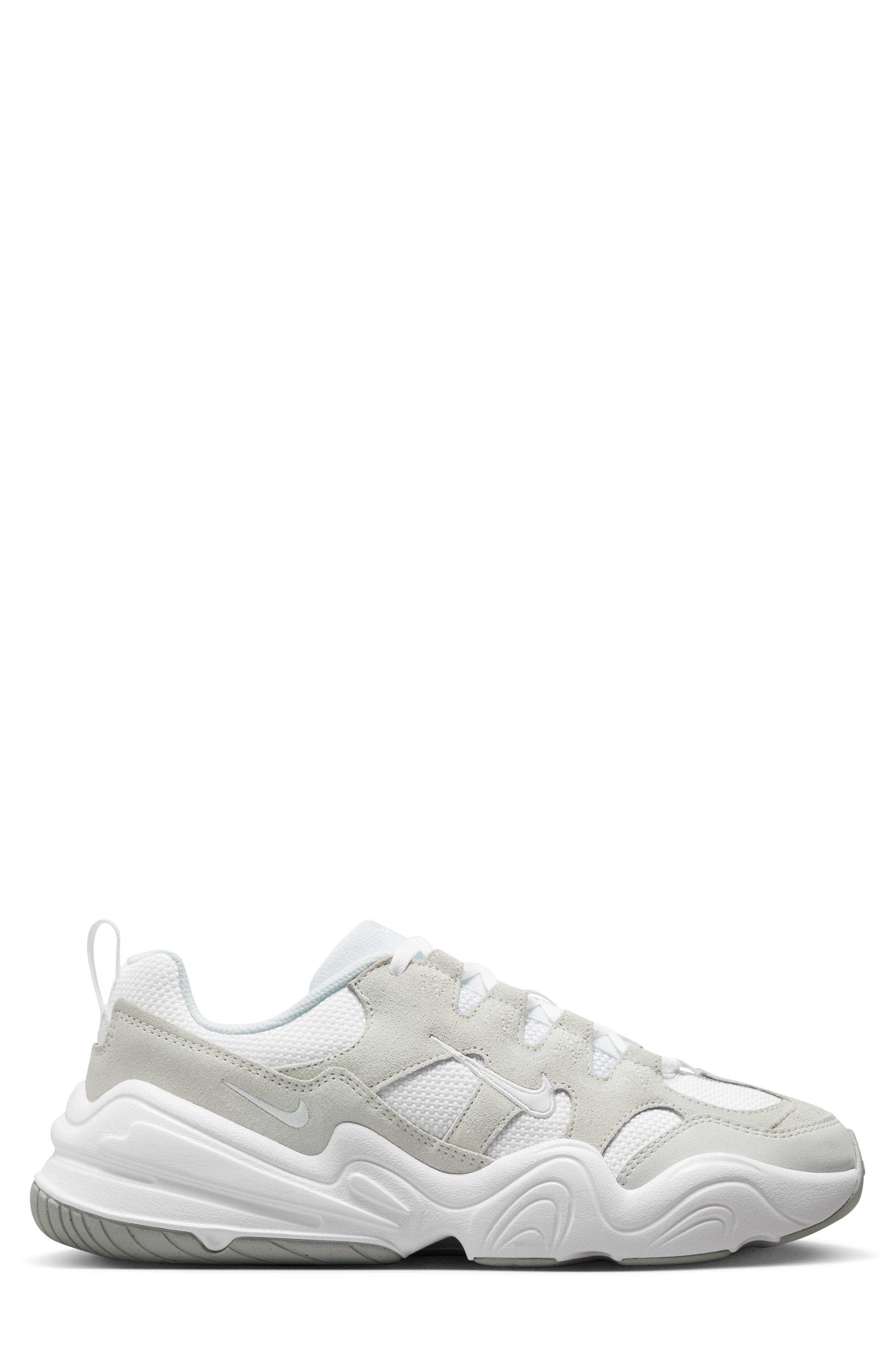 Nike Tech Hera Sneaker