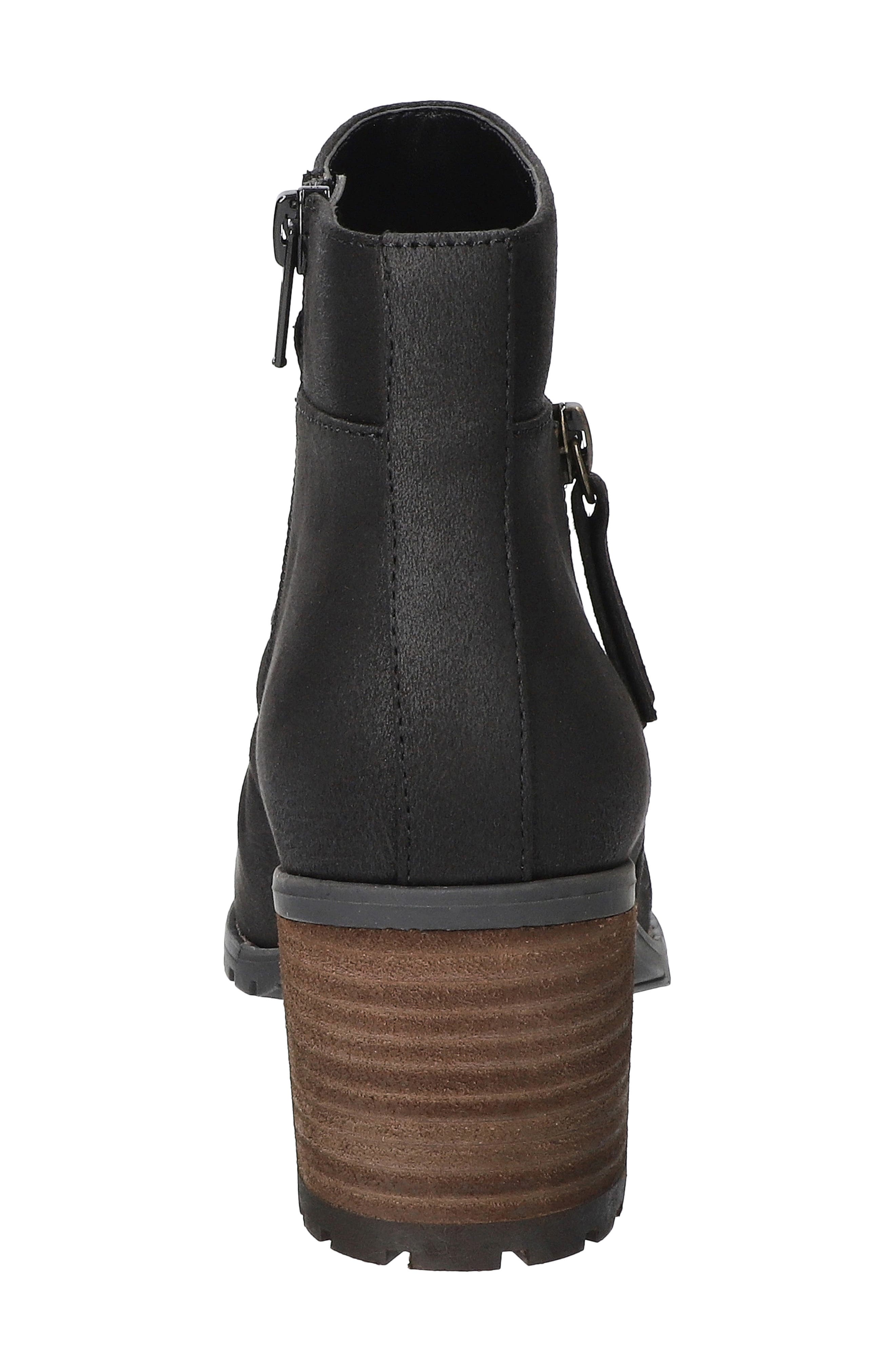 Bella Vita Janita Bootie, Alternate, color, Black
