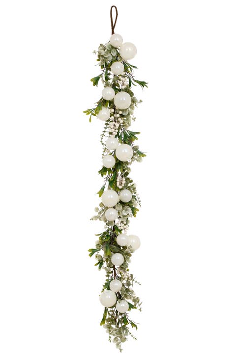 Luxe Ball Berry Garland