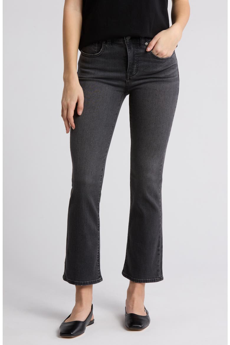 Mid Rise Kick Out Jeans, Main, color, DENAUD WASH