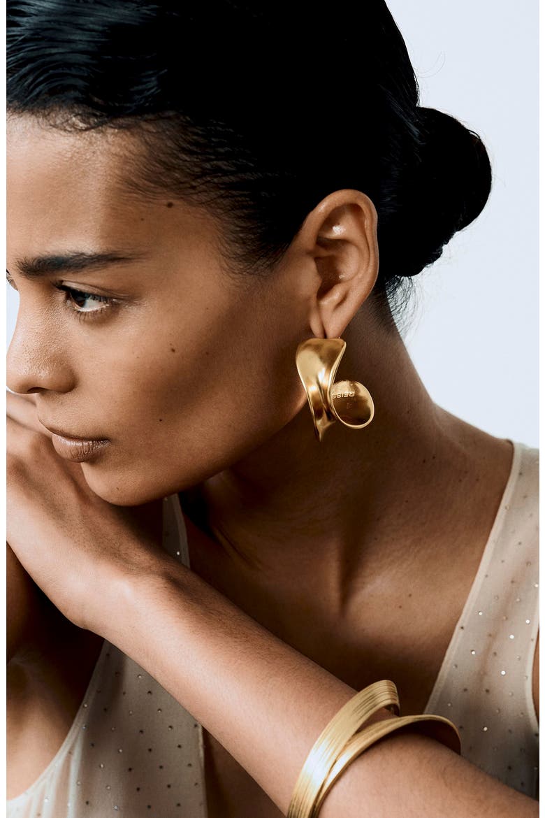 Savanna Sculptural Hoop Earrings, Alternate, color, GOLD TONE