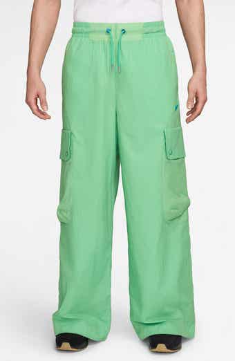 Nike Baggy Cargo Pants