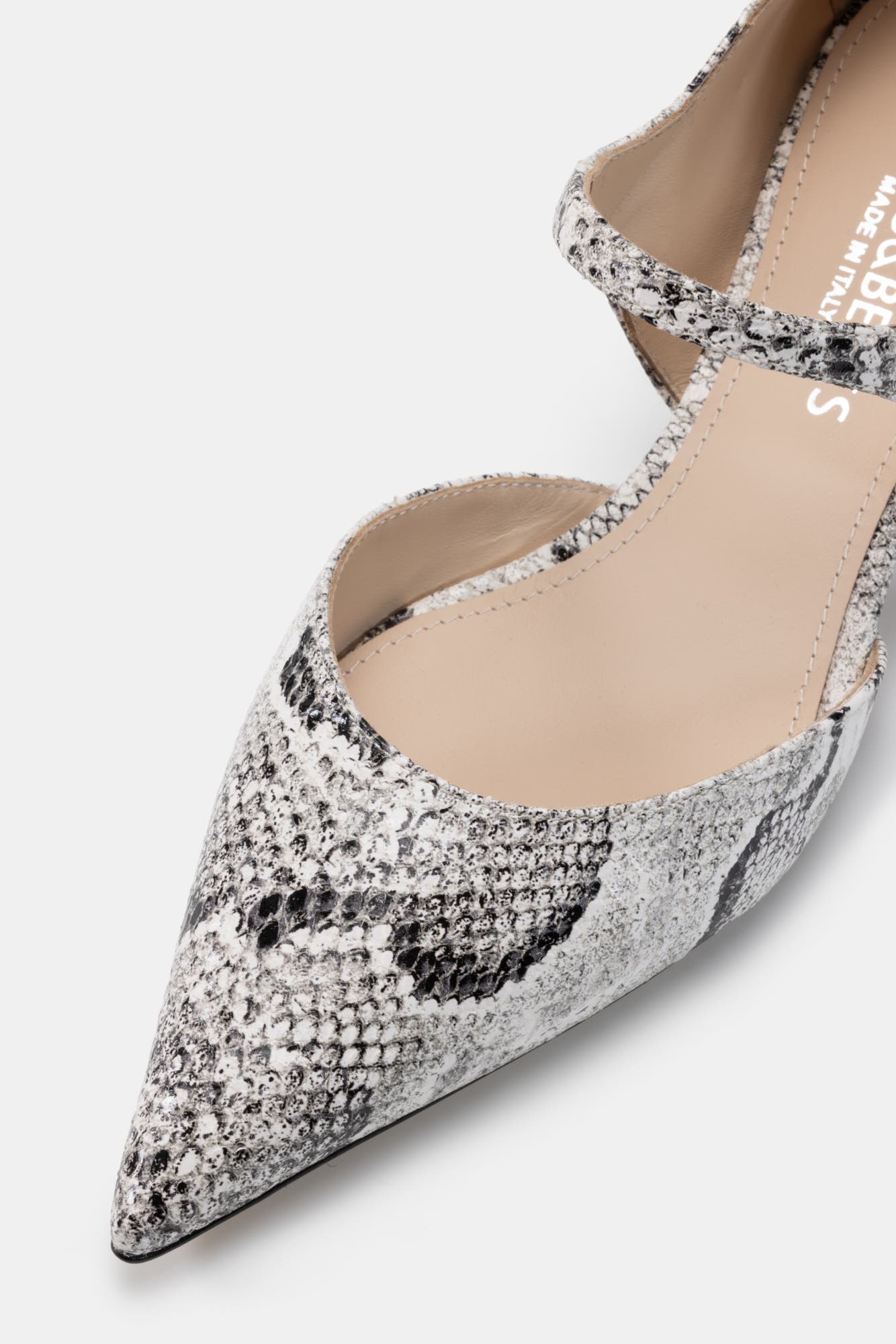 BELLS 
BECKS Nadia Kitten Heel Mary Jane Pump, Alternate, color, Snake