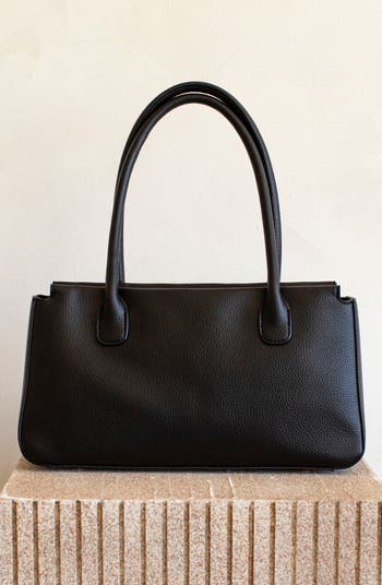 Marylin East/West Shoulder Bag