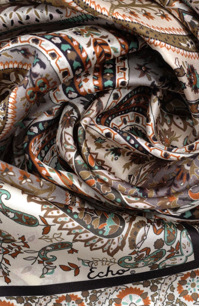 Echo Quadrant Paisley Square, Alternate, color, 