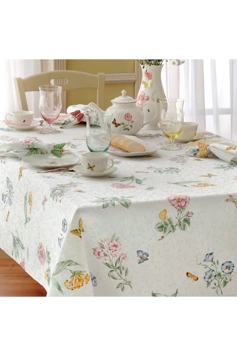 Butterfly Meadow Damask Tablecloth, Main, color, Multicolor