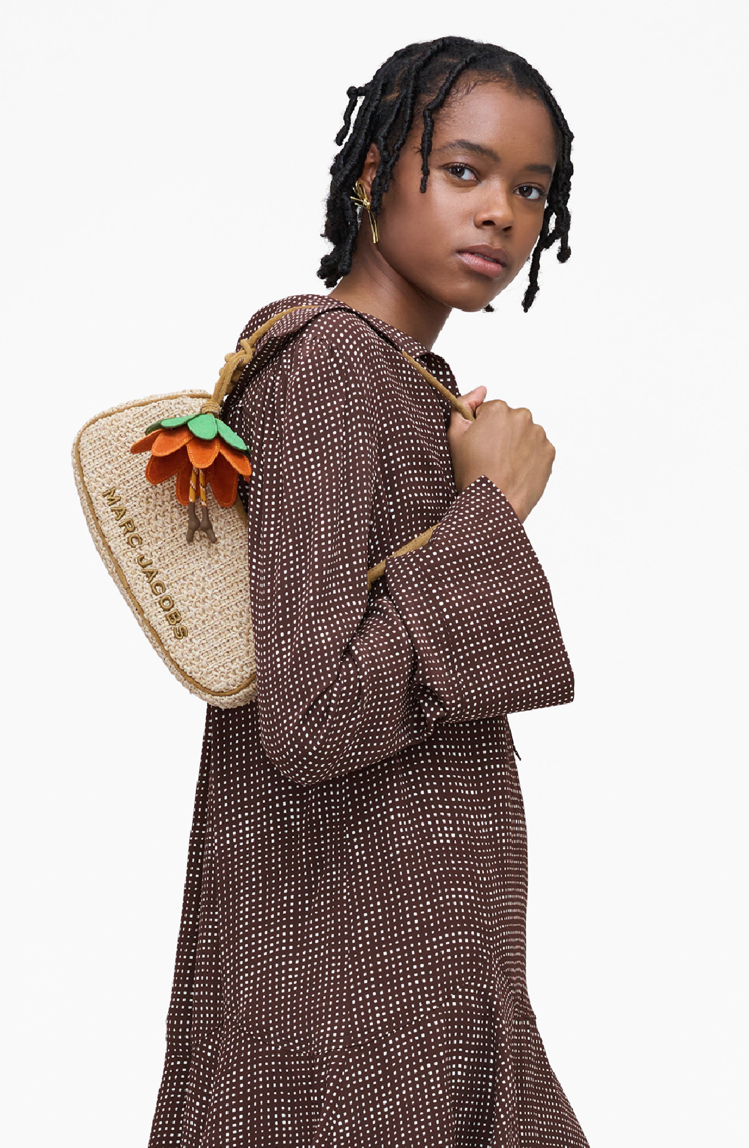 Marc Jacobs The Faux Raffia Shoulder Bag, Alternate, color, Natural