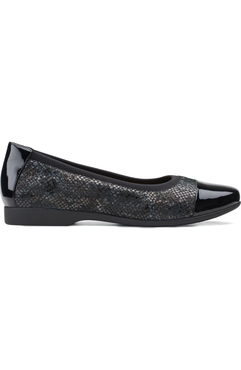 Clarks<sup>®</sup> Un Darcey Cap Toe Flat, Alternate, color,