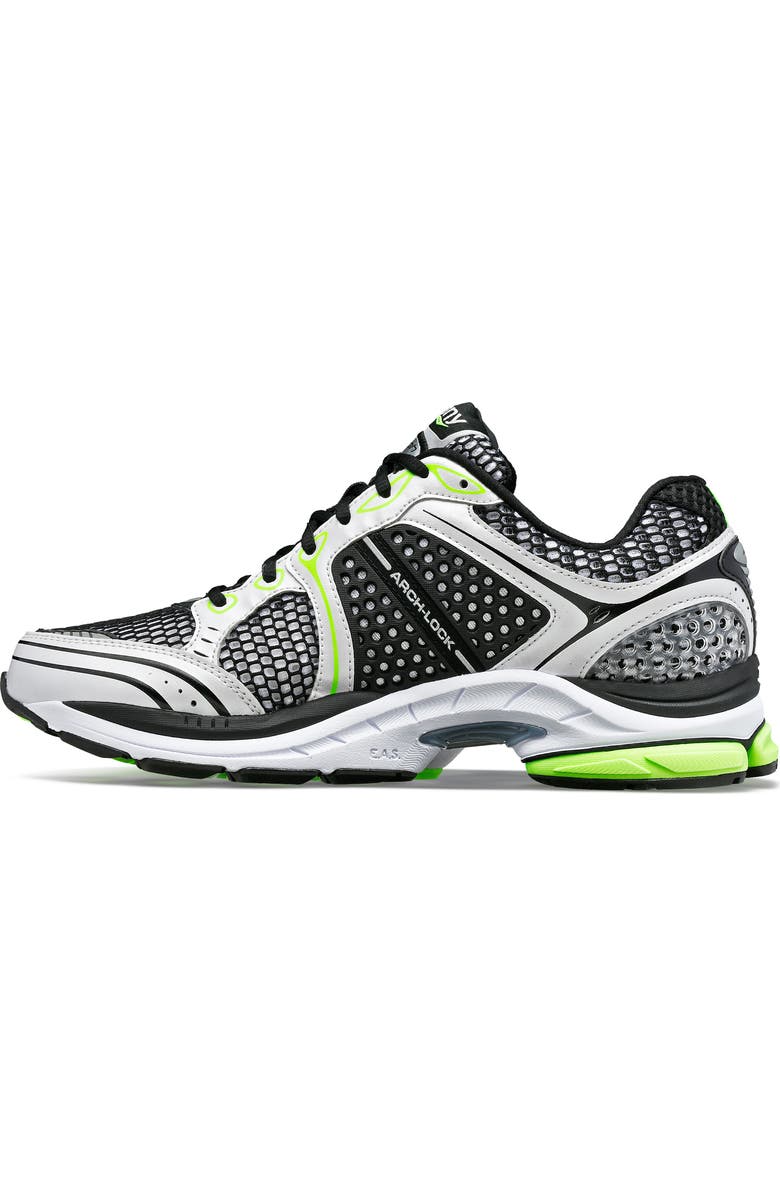 Saucony ProGrid Triumph 4 Running Shoe, Alternate, color, Black/Silver
