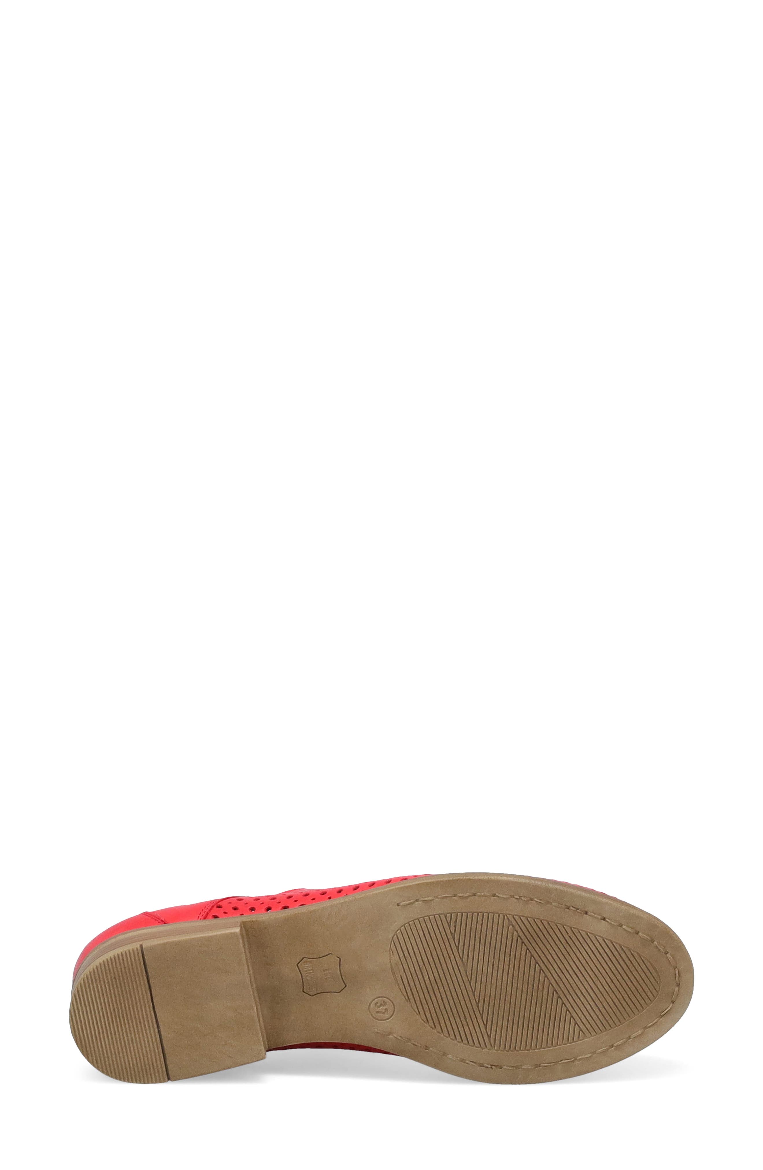 Issa Derby, Alternate, color, SCARLET