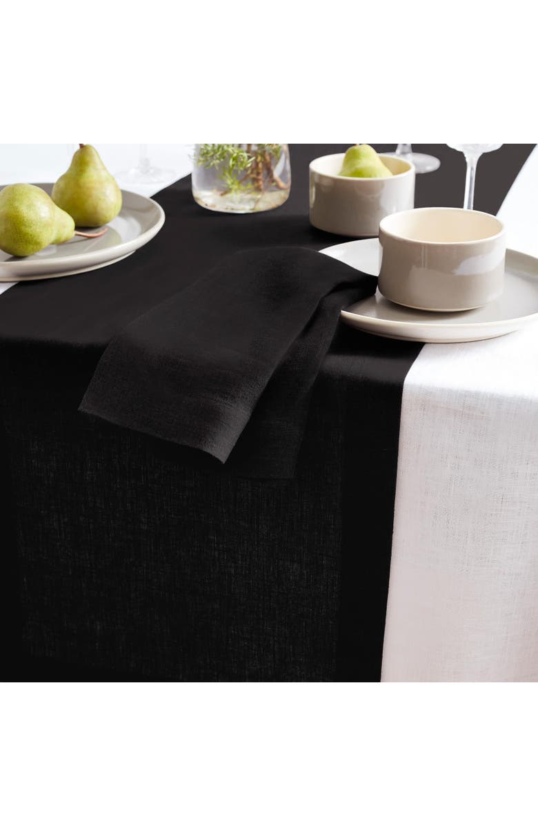 Solino Home Linen Dinner Napkins - Sonoma, 20" x 20" Inch, Alternate, color, Black