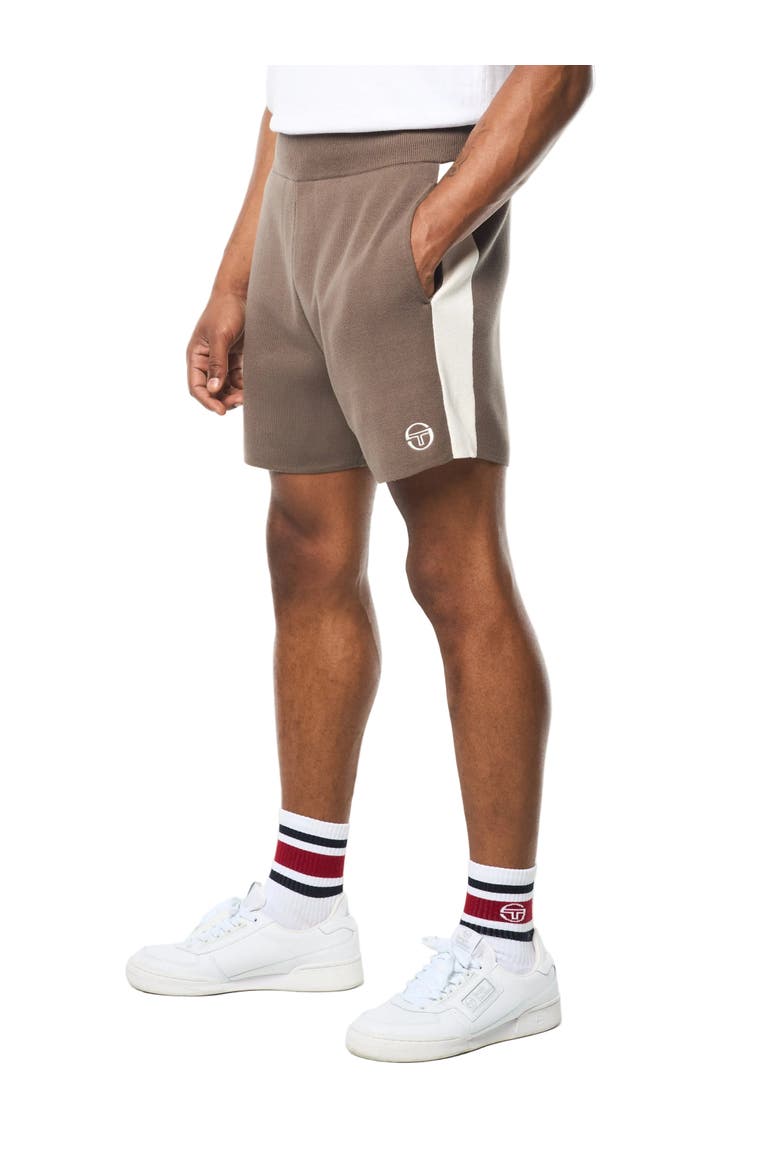 Giovane Short, Main, color, MOREL