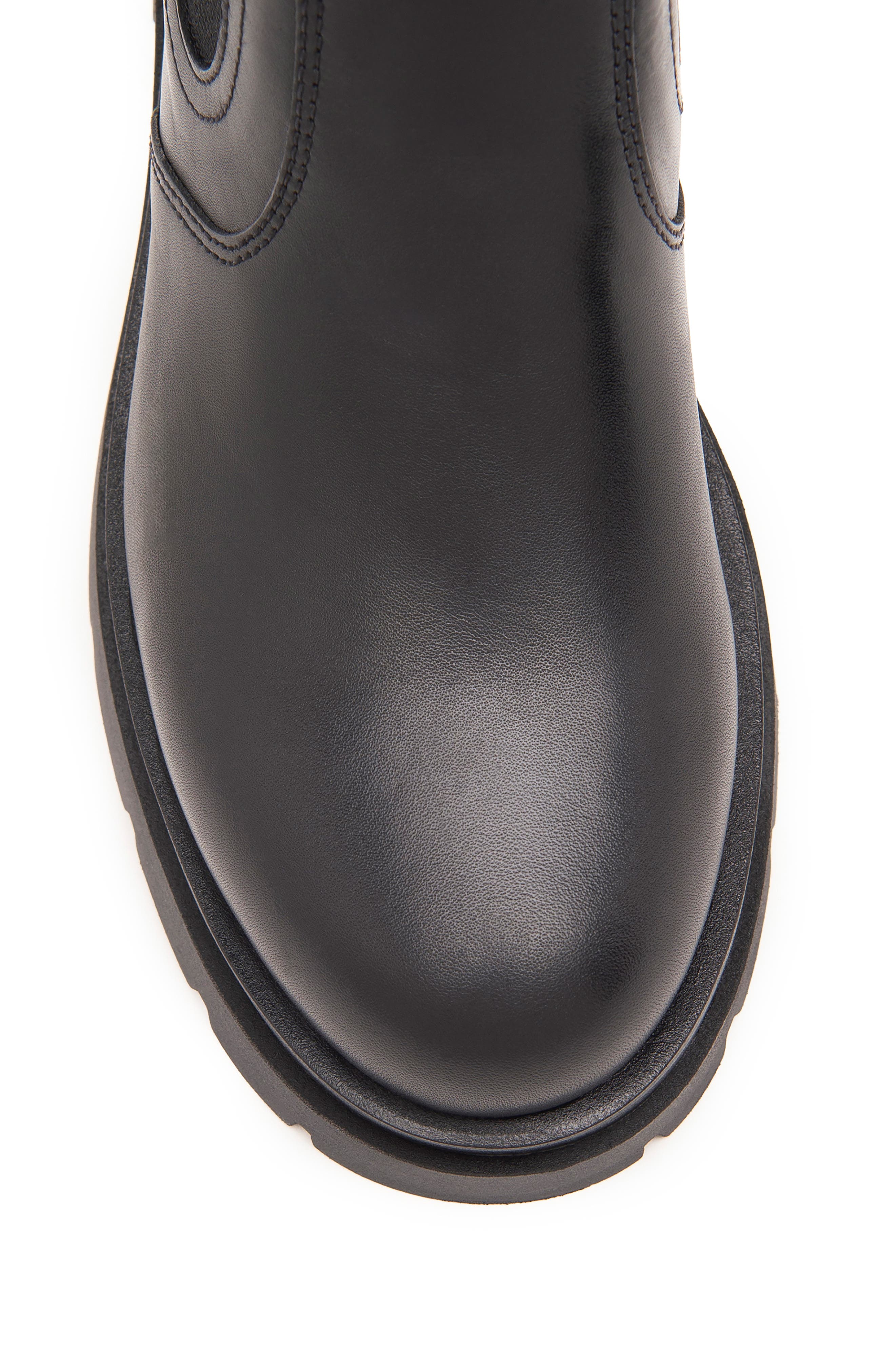 NeroGiardini Lug Sole Chelsea Boot, Alternate, color, Black