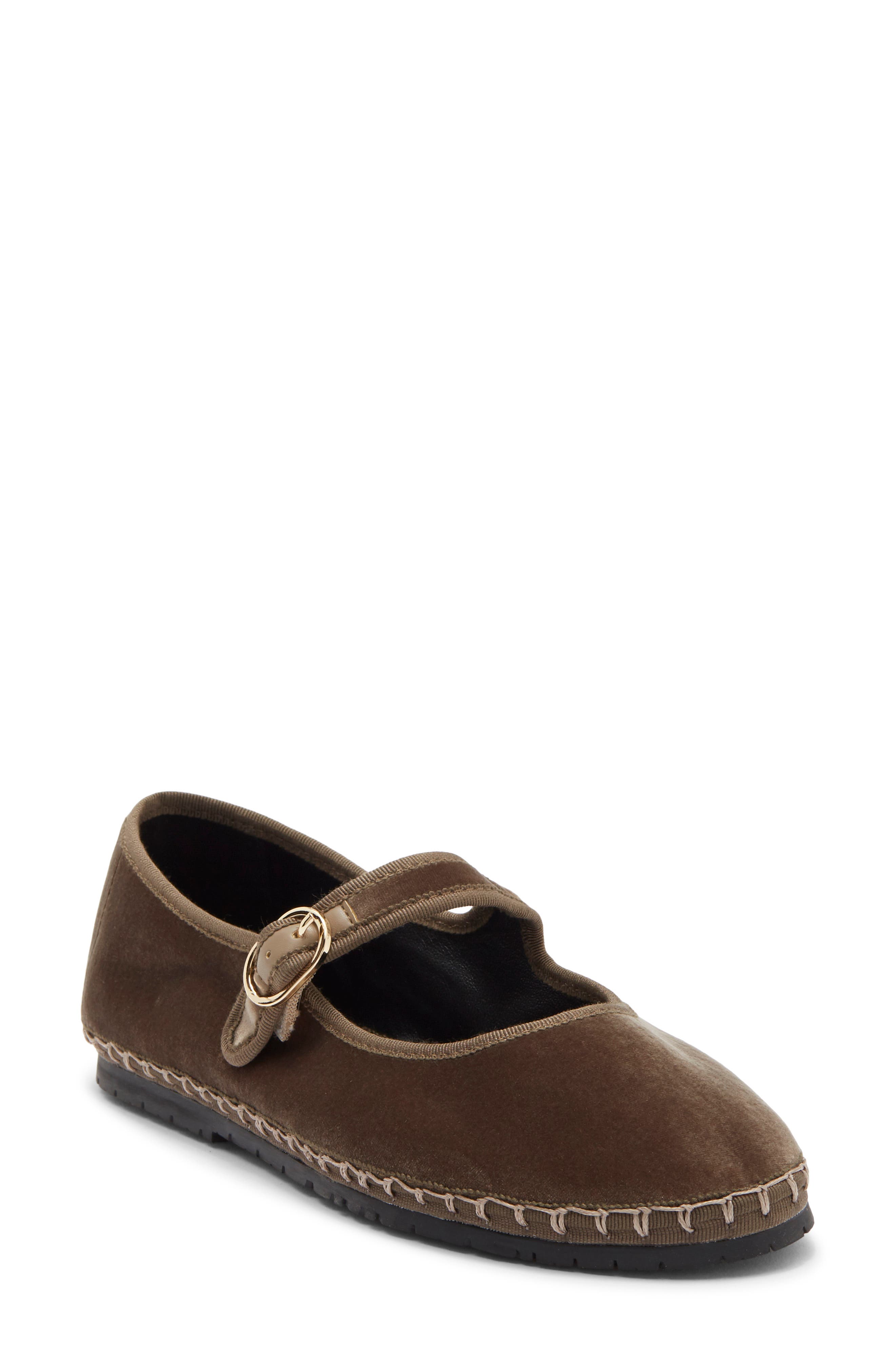 Velma Mary Jane Flat