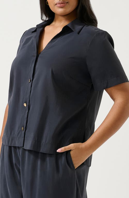 Estelle Dusky Dune Short Sleeve Button-up Shirt In Midnight Navy